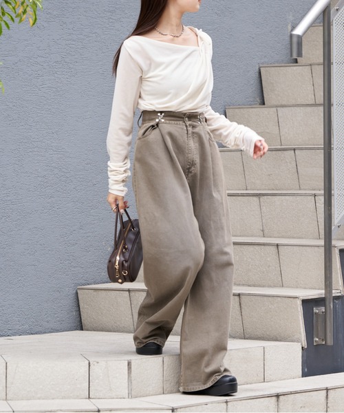 RAY CASSIN（レイカズン）の「チュールベロアデザインロングTシャツ（Tシャツ/カットソー・レディース・レッド/グレー/ライトベージュ・FREE）」の20枚目の写真