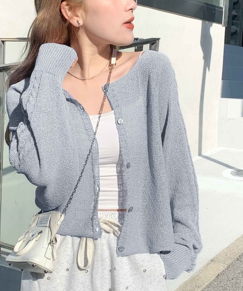mily bilet(ミウィビレット)の「【mily bilet】冷房対策。携帯に便利♪トレンド感あるシアー素材が魅力。マルチWAY透かし編みケーブル柄切り替えニットカーディガン(カーディガン/ボレロ・レディース・ブルー/グレー/ブラック/アイボリー・X-LARGE/SMALL/MEDIUM/LARGE)」の4枚目の写真