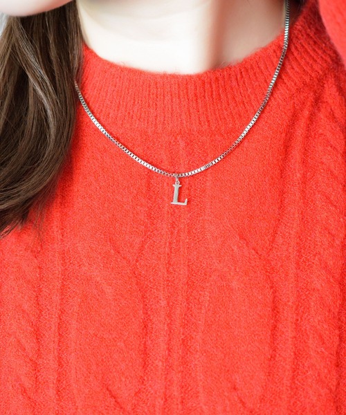 BROTHERHOOD(ブラザーフッド)の「【earyear】Block Letter Initial Charm Necklace 「Silver:ステンレス」(ネックレス・レディース・K/B/A/W/V/Z/Y/C/J/O/N/M/R/Q/P/U/T/S/X/F/E/D/I/H/G/L・FREE)」の12枚目の写真