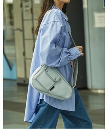 EDITA. | ネオプレンレクタングル ショルダーバッグ　軽量 / 個性的(ショルダーバッグ)