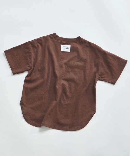 pairmanon(ペアマノン)の「【綿100%】ラウンドヘム ビッグシルエットTシャツ(Tシャツ/カットソー・キッズ・ブラック/オリーブ/ライトブルー/ホワイト/テラコッタ/ブラウン/ベージュ/グリーン系その他/ピンク系その他/ブルー/ピンク系その他2/ホワイト系その他3・110/80/100/140/90/130/150/120)」の4枚目の写真