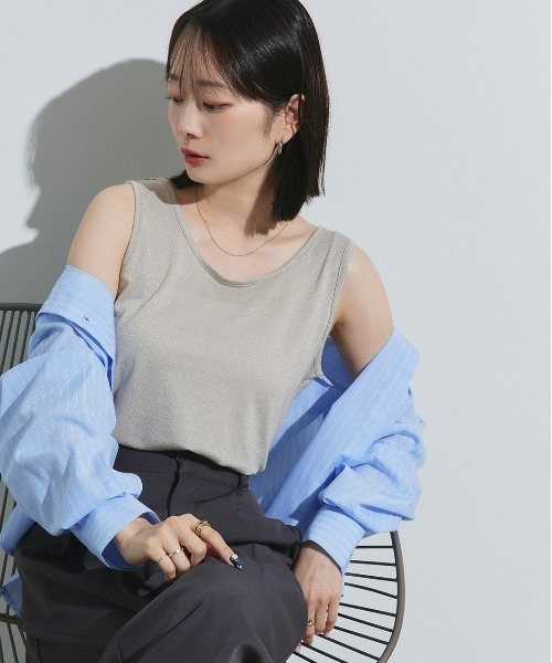ad thie（アドティエ）の「2WAYラメ タンクトップ（タンクトップ・レディース・グレイッシュベージュ/ブラウン/グレー・LARGE/MEDIUM）」の17枚目の写真