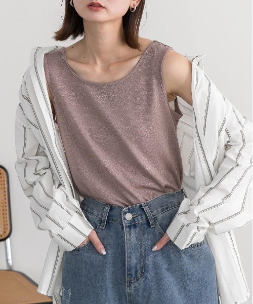 ad thie（アドティエ）の「2WAYラメ タンクトップ（タンクトップ・レディース・グレイッシュベージュ/ブラウン/グレー・LARGE/MEDIUM）」の13枚目の写真