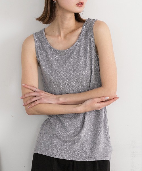ad thie（アドティエ）の「2WAYラメ タンクトップ（タンクトップ・レディース・グレイッシュベージュ/ブラウン/グレー・LARGE/MEDIUM）」の5枚目の写真