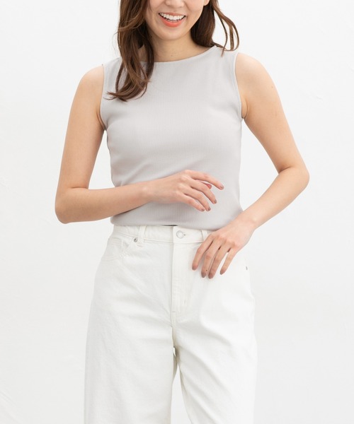 Honeys（ハニーズ）の「【ＵＶカット】ボートネックタンク（タンクトップ・レディース・スミクロ/グリーン/ホワイト/グレイッシュベージュ/ブラック・L/LL/M/S）」の10枚目の写真