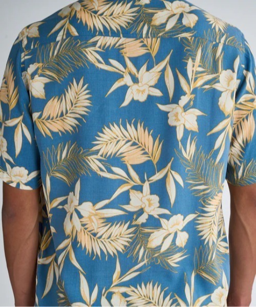 Quiksilver（クイックシルバー）の「LEMNAS SS /クイックシルバーボタニカル柄半袖シャツ（シャツ/ブラウス・メンズ・チャコールグレー/ブルー・MEDIUM/LARGE/X-LARGE）」の7枚目の写真