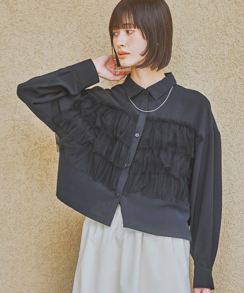 LAKOLE(ラコレ)の「チュールドッキングシャツ長袖 / 291761(シャツ/ブラウス・レディース・ブルー/ブラック/アイボリー/グレー・MEDIUM/LARGE)」の2枚目の写真