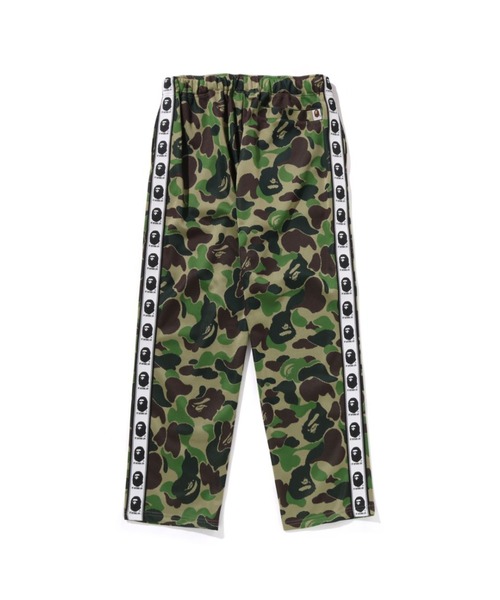 A BATHING APE(アベイシングエイプ)の「ABC CAMO RELAXED FIT TRACK PANTS(その他パンツ・メンズ・ブルー/ピンク/グリーン・SMALL/LARGE/MEDIUM/X-LARGE/XX-LARGE)」の4枚目の写真