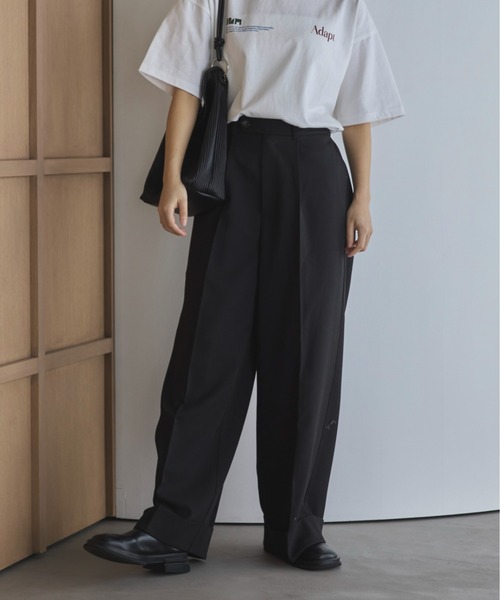 feepur（フェピュール）の「ロールアップワイドスラックス（スラックス・レディース・ブラック/チャコールグレー/ブラウン・SMALL/MEDIUM/LARGE）」の2枚目の写真