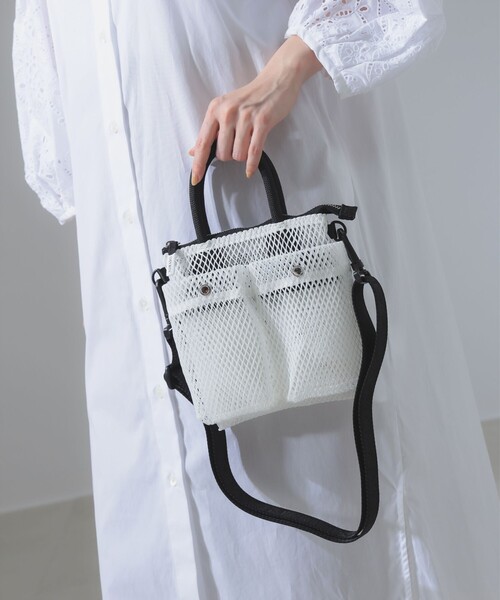 期間限定】NOMADIS / HELMET MESH Petit ショルダーバッグ WHITE