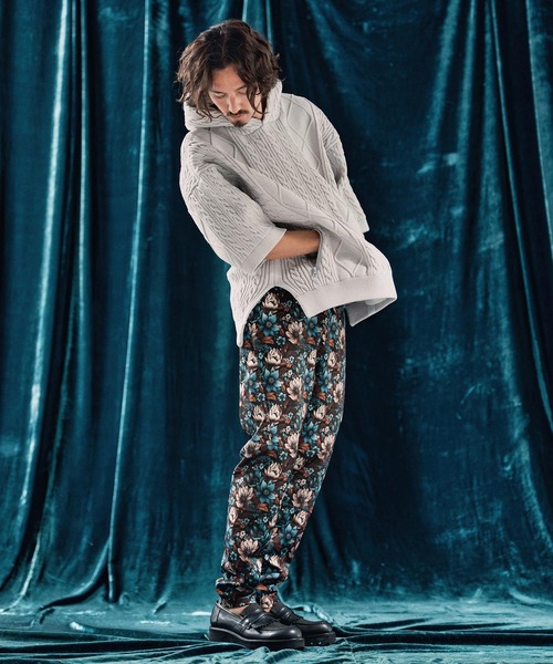 ANGENEHM（アンゲネーム）の「mp13340-Track pants -botanical pattern- トラックパンツ（その他パンツ・メンズ・マルチ・S/M/L）」の8枚目の写真