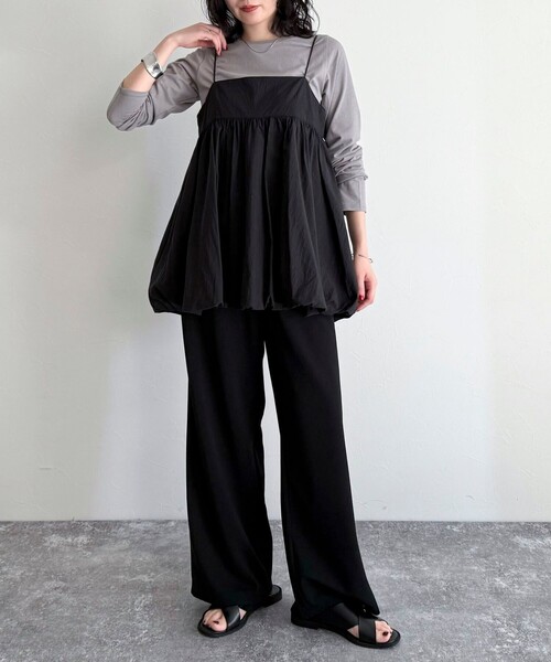 fredy emue（フレディエミュ）の「バルーンチュニックキャミブラウス（キャミソール・レディース・ブラック/アイボリー・38）」の21枚目の写真