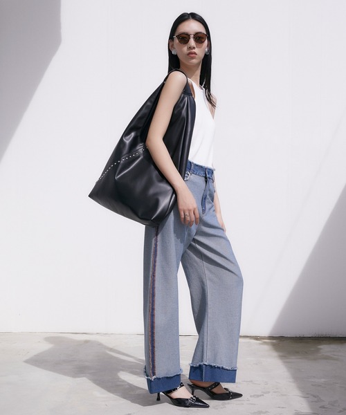 somlu.(ソンムル)の「【somlu.】スタッズトライアングルトートバッグ(トートバッグ・レディース・ダークブラウン/ブラック・FREE)」の16枚目の写真