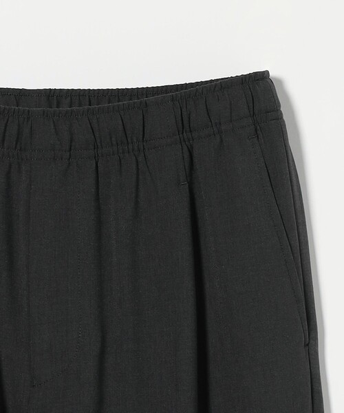 UNITED ARROWS（ユナイテッドアローズ）の「リラクション トロピカル オールギャザー テーパード イージーパンツ（その他パンツ・メンズ・ダークグレー/ネイビー/モカ・XL/L/M/S）」の22枚目の写真