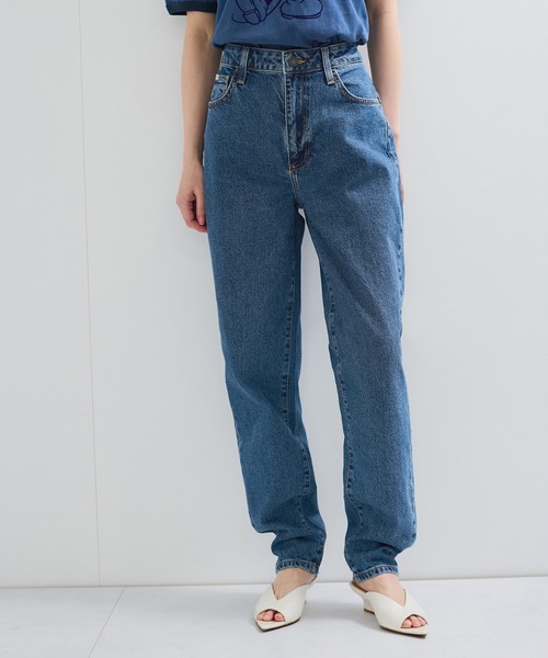 GUESS JEANS(ゲスジーンズ)の「【GUESS(ゲス)】MOM/デニム ジーンズ(デニムパンツ・レディース・ブルー系その他5/ブルー・S/M/L)」の1枚目の写真
