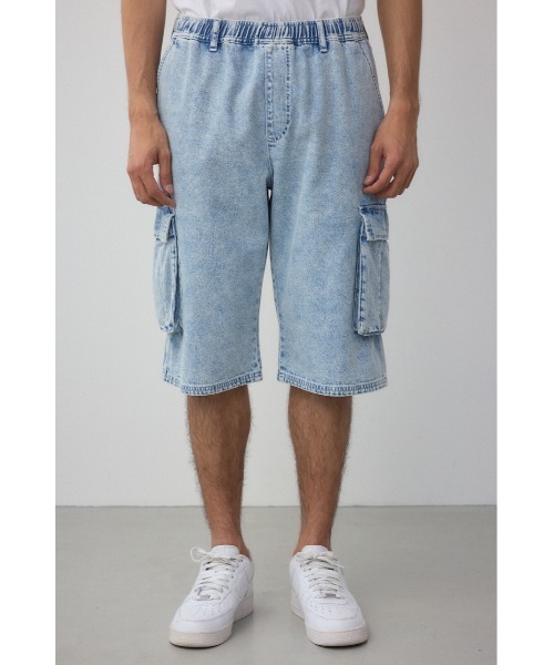 AZUL by moussy（アズールバイマウジー）の「AZUL DENIM カーゴショーツ（スラックス・レディース・ライトブルー/ライトブラック・MEDIUM/LARGE）」の11枚目の写真