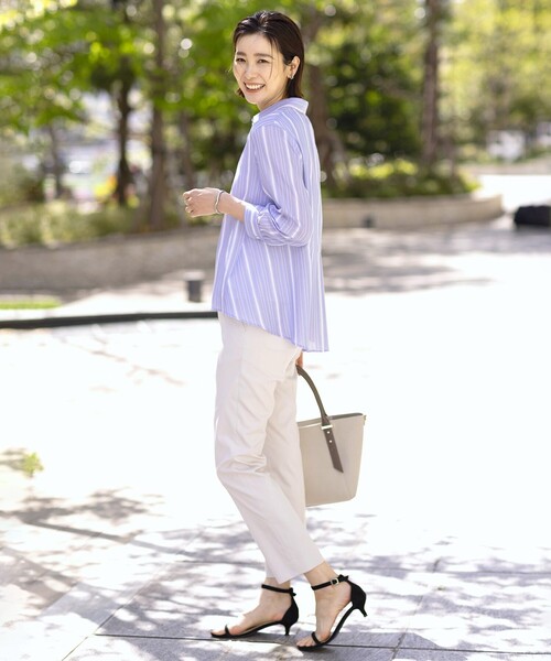 J.PRESS Ladies(J.プレス レディス)の「【洗える】SHEERストライプ ペプラム シャツ ブラウス(シャツ/ブラウス・レディース・ホワイト系1/サックスブルー系1・XS)」の4枚目の写真
