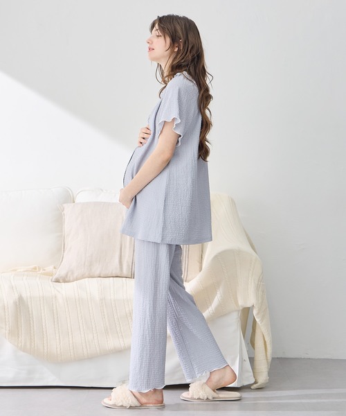 Rosemadame(ローズマダム)の「シャーリング ジャガードパジャマ(産前・産後対応 マタニティ&授乳服 ルームウェア 上下セット)(マタニティウェア/グッズ・レディース・サックスブルー/オレンジ/ブラック×ホワイト・L/LL/M)」の6枚目の写真
