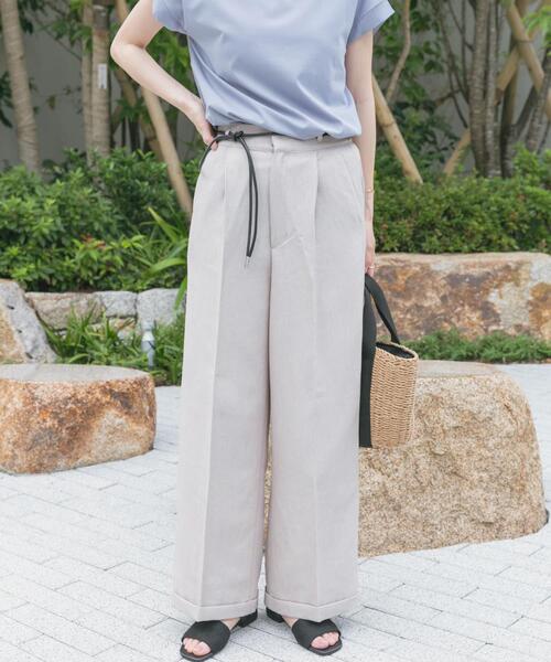 ITEMS URBANRESEARCH（アイテムズ アーバンリサーチ）の「ベルト付きパンツ（その他パンツ・レディース・カーキ/ライトベージュ/ブラウン・FREE）」の4枚目の写真