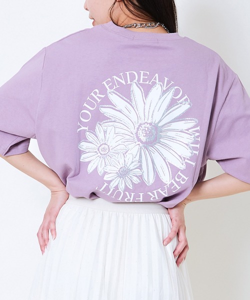 GORGE(ゴージ)の「《フラワーロゴ×ゆるシルエット》レディース 半袖Tシャツ 体型カバー 春夏秋(Tシャツ/カットソー・レディース・チャコール/オートミール/オフホワイト/パープル・F)」の1枚目の写真