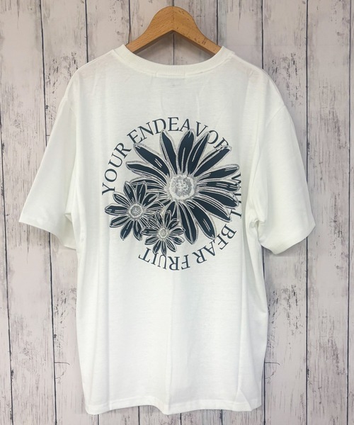 GORGE(ゴージ)の「《フラワーロゴ×ゆるシルエット》レディース 半袖Tシャツ 体型カバー 春夏秋(Tシャツ/カットソー・レディース・チャコール/オートミール/オフホワイト/パープル・F)」の2枚目の写真