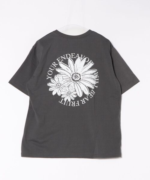 GORGE(ゴージ)の「《フラワーロゴ×ゆるシルエット》レディース 半袖Tシャツ 体型カバー 春夏秋(Tシャツ/カットソー・レディース・チャコール/オートミール/オフホワイト/パープル・F)」の3枚目の写真