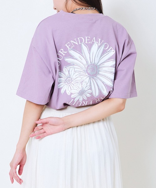 GORGE(ゴージ)の「《フラワーロゴ×ゆるシルエット》レディース 半袖Tシャツ 体型カバー 春夏秋(Tシャツ/カットソー・レディース・チャコール/オートミール/オフホワイト/パープル・F)」の8枚目の写真