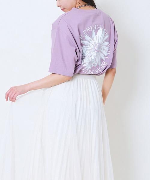 GORGE(ゴージ)の「《フラワーロゴ×ゆるシルエット》レディース 半袖Tシャツ 体型カバー 春夏秋(Tシャツ/カットソー・レディース・チャコール/オートミール/オフホワイト/パープル・F)」の14枚目の写真