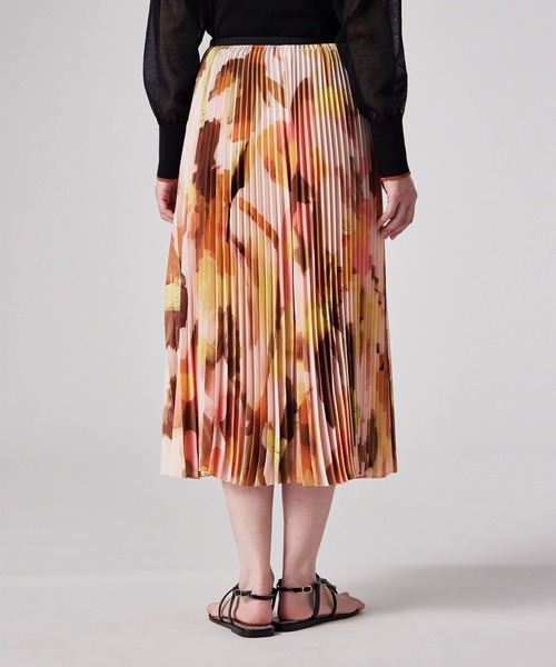 Paul Smith(ポールスミス)の「ウィメンズ "Floral Paint" プリーツスカート / 155052 014S(スカート・レディース・コーラル・MEDIUM)」の6枚目の写真