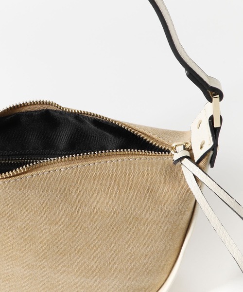 MARCO BIANCHINI（マルコビアンチーニ）の「MARCO BIANCHINI　キャンバスレザーバッグ（ショルダーバッグ・レディース・ブラック/オフホワイト・ONE）」の9枚目の写真