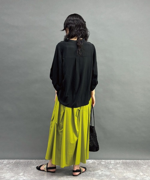 NICOLE white（ニコルホワイト）の「タックパフブラウス（シャツ/ブラウス・レディース・ラベンダー/オフホワイト/ブラック・FREE）」の8枚目の写真