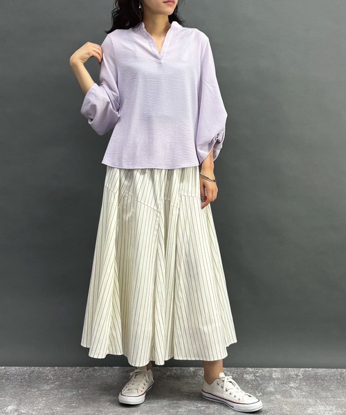 NICOLE white（ニコルホワイト）の「タックパフブラウス（シャツ/ブラウス・レディース・ラベンダー/オフホワイト/ブラック・FREE）」の9枚目の写真