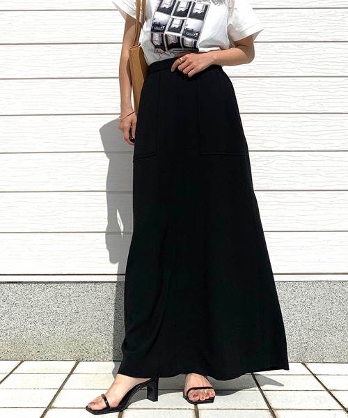 Q（キュー）の「COOLフレアスカート（スカート・レディース・ダークグリーン/ブラック/ベージュ・MEDIUM）」の2枚目の写真