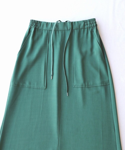 Q（キュー）の「COOLフレアスカート（スカート・レディース・ダークグリーン/ブラック/ベージュ・MEDIUM）」の17枚目の写真