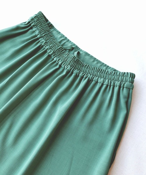 Q（キュー）の「COOLフレアスカート（スカート・レディース・ダークグリーン/ブラック/ベージュ・MEDIUM）」の21枚目の写真