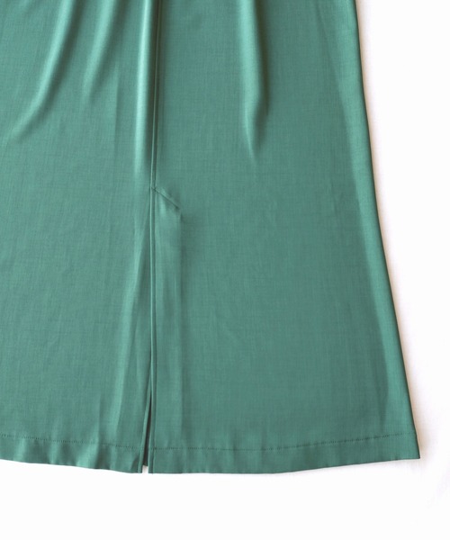 Q（キュー）の「COOLフレアスカート（スカート・レディース・ダークグリーン/ブラック/ベージュ・MEDIUM）」の14枚目の写真