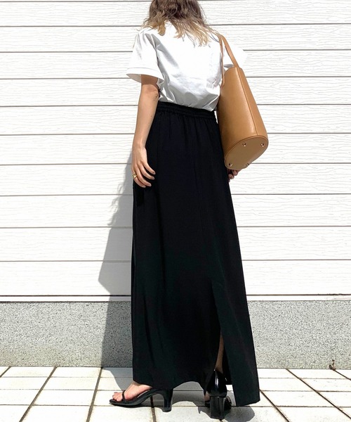 Q（キュー）の「COOLフレアスカート（スカート・レディース・ダークグリーン/ブラック/ベージュ・MEDIUM）」の7枚目の写真