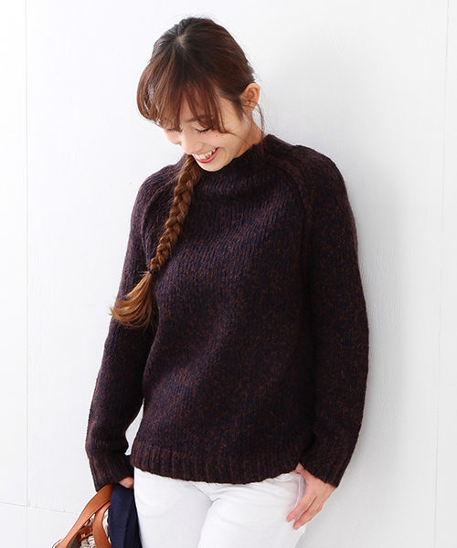 Ray BEAMS（レイビームス）の「Ray BEAMS / ミックスヤーン ボトルネック（ニット/セーター・レディース・オフホワイト/レッド/ネイビー・ONE SIZE）」の2枚目の写真