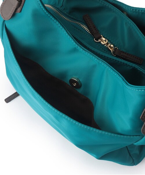 Reflect(リフレクト)の「【大容量/底ファスナー付き/キレイめコーデにも◎】ナイロンバッグ(トートバッグ・レディース・ベージュ系4/ブルーグリーン/ブラック・00)」の15枚目の写真