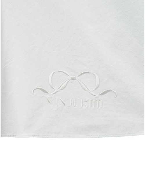 X MINJUKIM] SQUARE NECK PINTUCK SHIRT