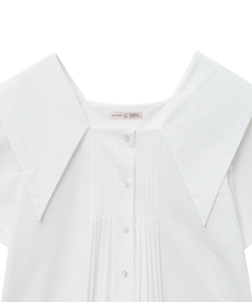 X MINJUKIM] SQUARE NECK PINTUCK SHIRT