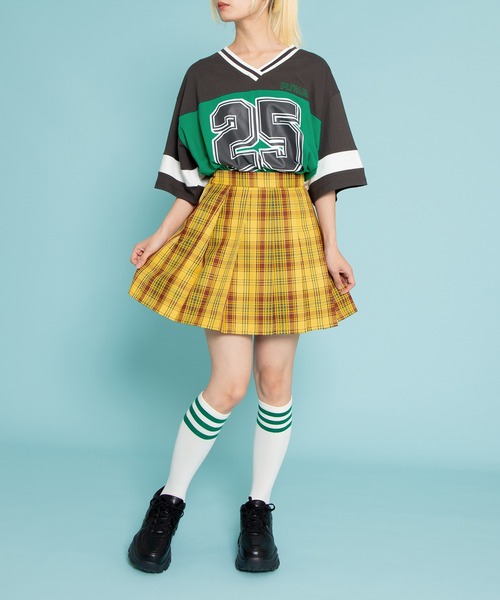 PUNYUS(プニュズ)の「チェックプリーツミニスカート(スカート・レディース・イエロー/グリーン/ピンク・1/2/3/4)」の22枚目の写真