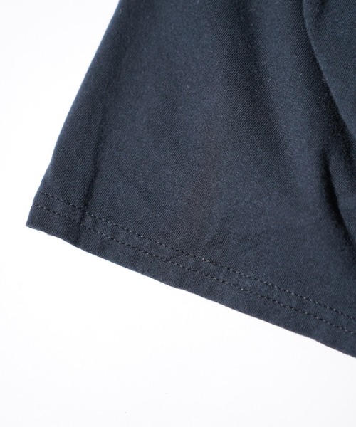 THRIFTY LOOK（スリフティールック）の「THRIFTY LOOK / スリフティールック THRIFTY "QUENTIN TARANTINO" TEE PULP FICTION RESERVOIR DOGS パルプフィクション レザボア・ドッグス ユーズド加工 ムービーTシャツ 映画Tシャツ（Tシャツ/カットソー・メンズ・ブラック/ブラック系1/ブラック系2/ブラック系3・MEDIUM/LARGE/X-LARGE）」の10枚目の写真