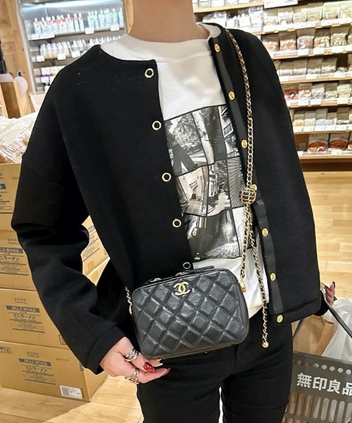 STYLEDOOR(スタイルドア)の「【サイズ展開あり】ダンボールノーカラージャケット(ノーカラージャケット・レディース・モカ/チャコールグレー/ブラック・3L/LL/L/M/S)」の16枚目の写真