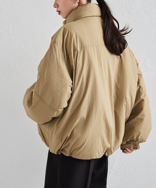 RANAN（ラナン）の「オーバーサイズモンスター中綿ブルゾン（ダウンジャケット/コート・レディース・ベージュ/アイボリー/ブラック・LL/L/M）」の11枚目の写真