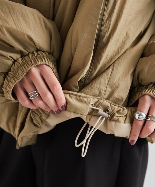 RANAN（ラナン）の「オーバーサイズモンスター中綿ブルゾン（ダウンジャケット/コート・レディース・ベージュ/アイボリー/ブラック・LL/L/M）」の15枚目の写真