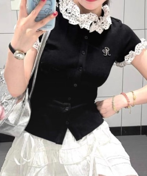 Achic(アシック)の「レースフリルカラーフロントボタンカットソー(Tシャツ/カットソー・レディース・ブラック・M)」の17枚目の写真