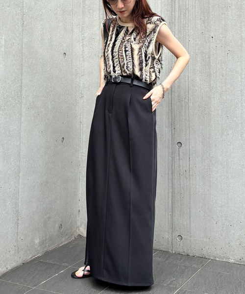 ISOOK（アイスー）の「【ISOOK / アイスー】サイドラインスラックススカート / ナロースカート ロング オフィスカジュアル ハイウエスト 黒 グレー ベージュ  ZOZOTOWN限定（スカート・レディース・ブラック/グレー/ベージュ・FREE）」の16枚目の写真