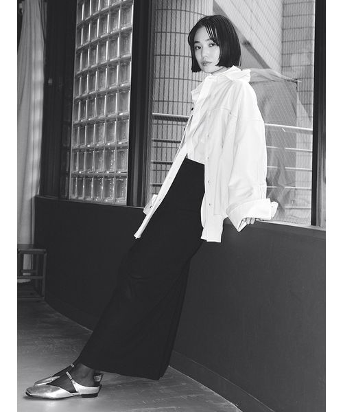 MIESROHE（ミースロエ）の「コーデュロイSH（シャツ/ブラウス・レディース・ブラック/ホワイト/ブラウン・F）」の5枚目の写真