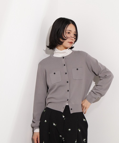 N.(N. Natural Beauty Basic)(エヌエヌナチュラルビューティーベーシック)の「ベーシックポケットカーディガン(カーディガン/ボレロ・レディース・グレー/ブラック/ピンク/レッド・MEDIUM)」の15枚目の写真